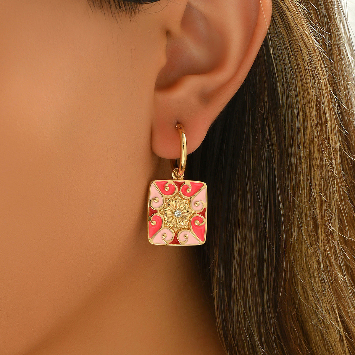 Minimalist Geometric Enamel Rhinestone Stud Earrings for Women in Zinc Alloy with Stainless Steel Posts