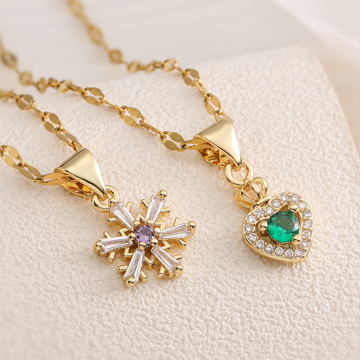 Minimalist 18K Gold Plated Brass Heart Geometric Cubic Zirconia Pendant Necklace