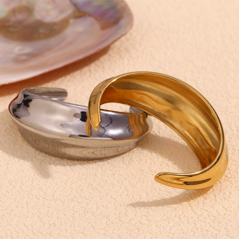 Minimalist Geometric Stainless Steel Bracelet for Women with 18K Gold Plating and Concave-Convex Curved Surface