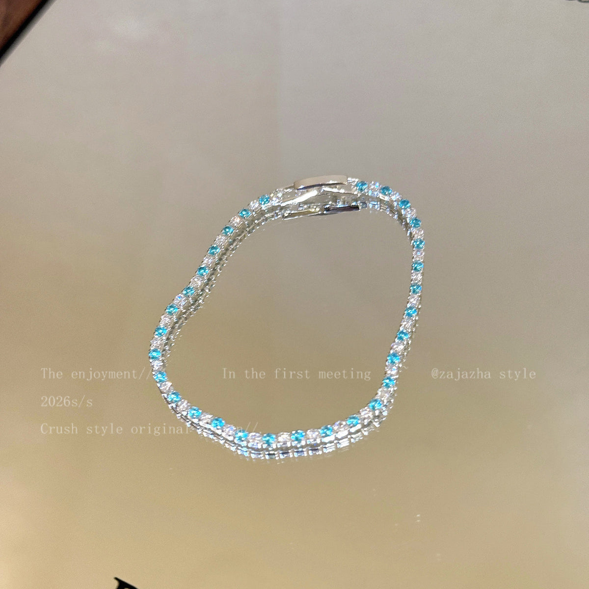 Luxury Elegant Geometric Plated Bracelet with Cubic Zirconia for Women
