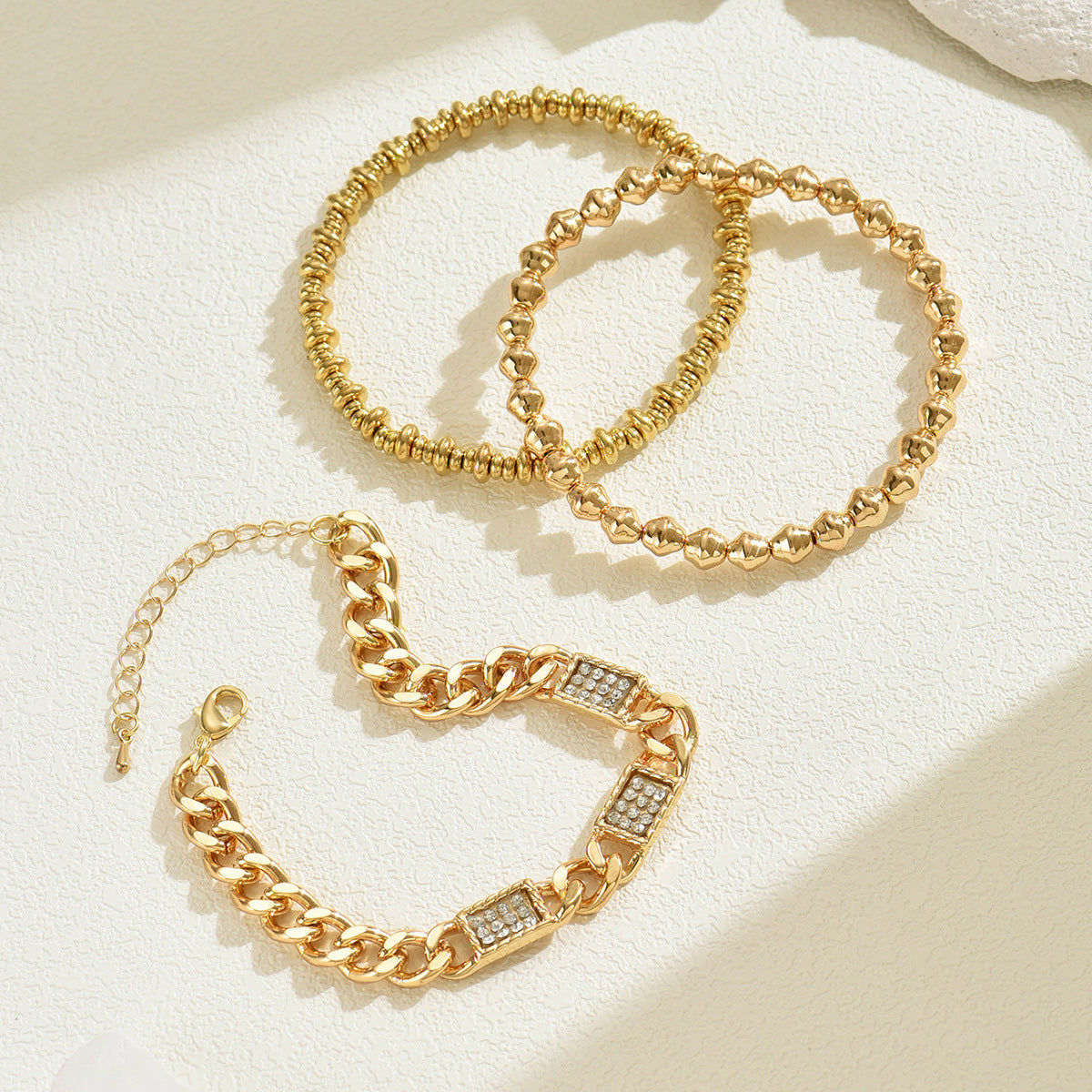 Fashion Geometric Women's Bracelet Set with Rhinestone Inlay and Plated Zinc Alloy Beads for Elegant Everyday Wear