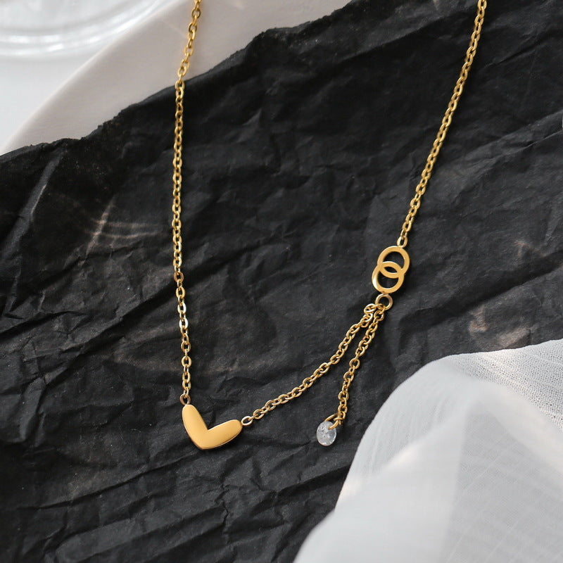 Minimalist Heart-Shaped Titanium Steel Pendant Necklace with Plated Finish for Women and Men