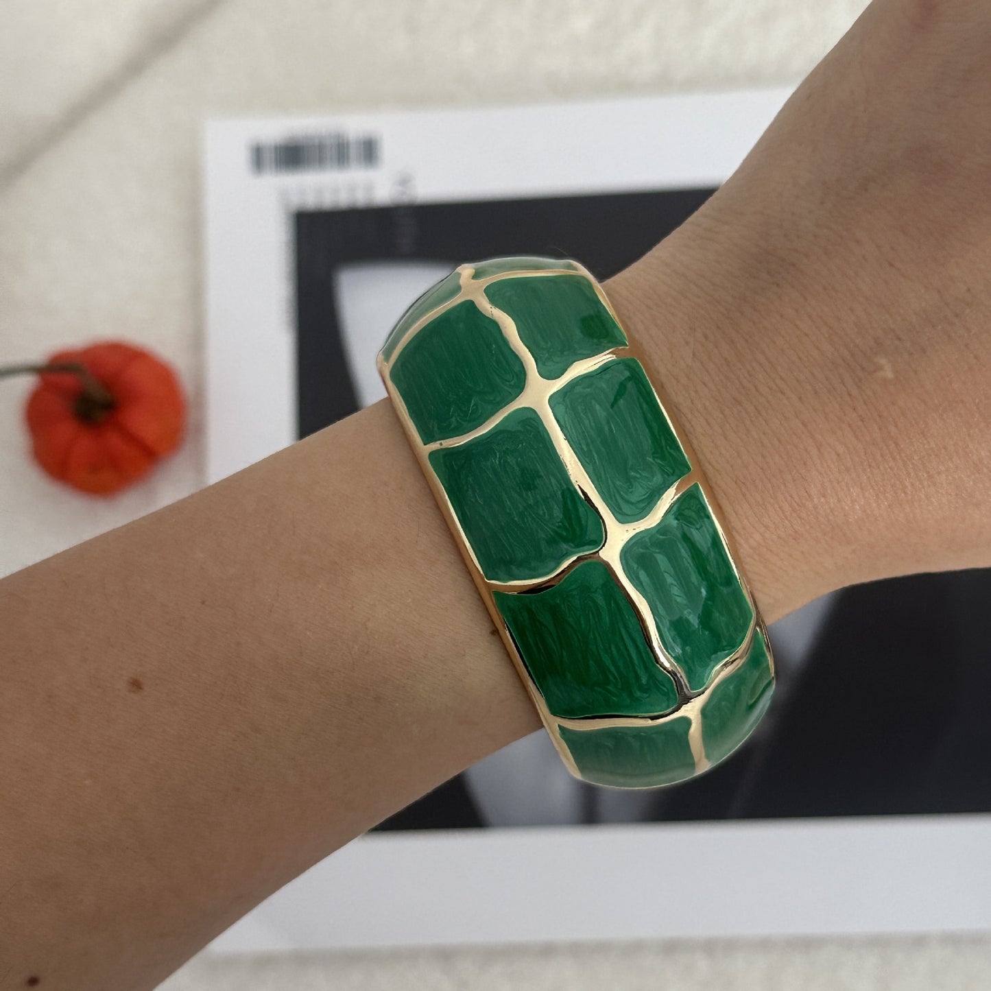 Rose Red Gradient Checkered Geometric Drip Oil Plated Alloy Open Cuff Bracelet