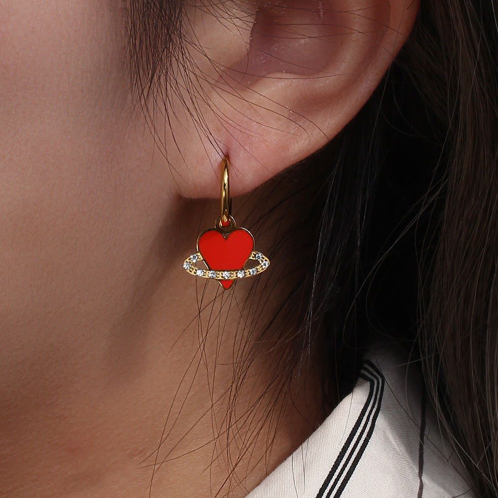 Fashionable Heart-Shaped Stainless Steel Plated Necklace with Red Enamel Accent and Circular Pendant