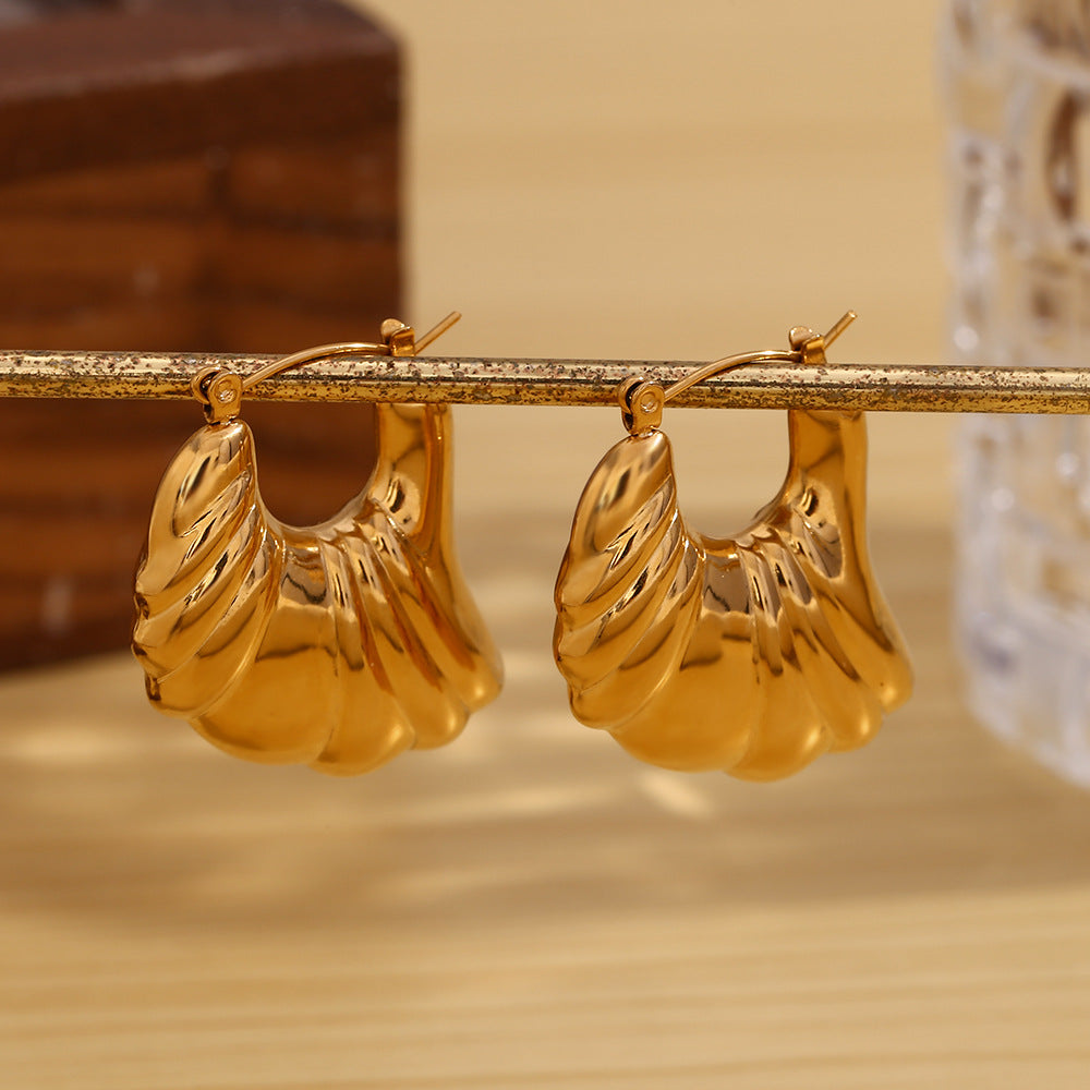 Vintage Fashion Geometric Hollow Wing Earrings for Women Stainless Steel with 18K Gold Plating