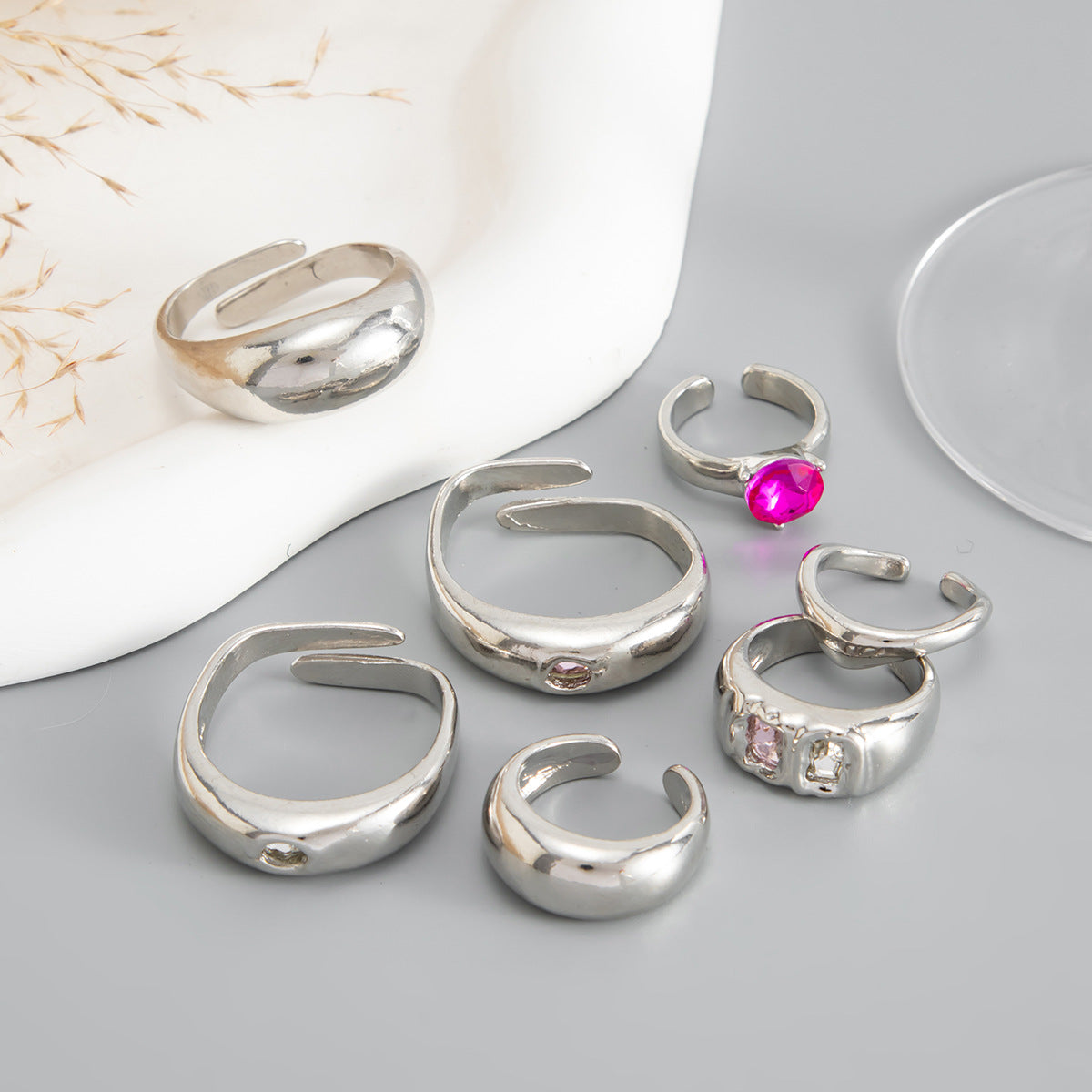 Minimalist Geometric Alloy Toe Ring with Rhinestone Inlay for Women