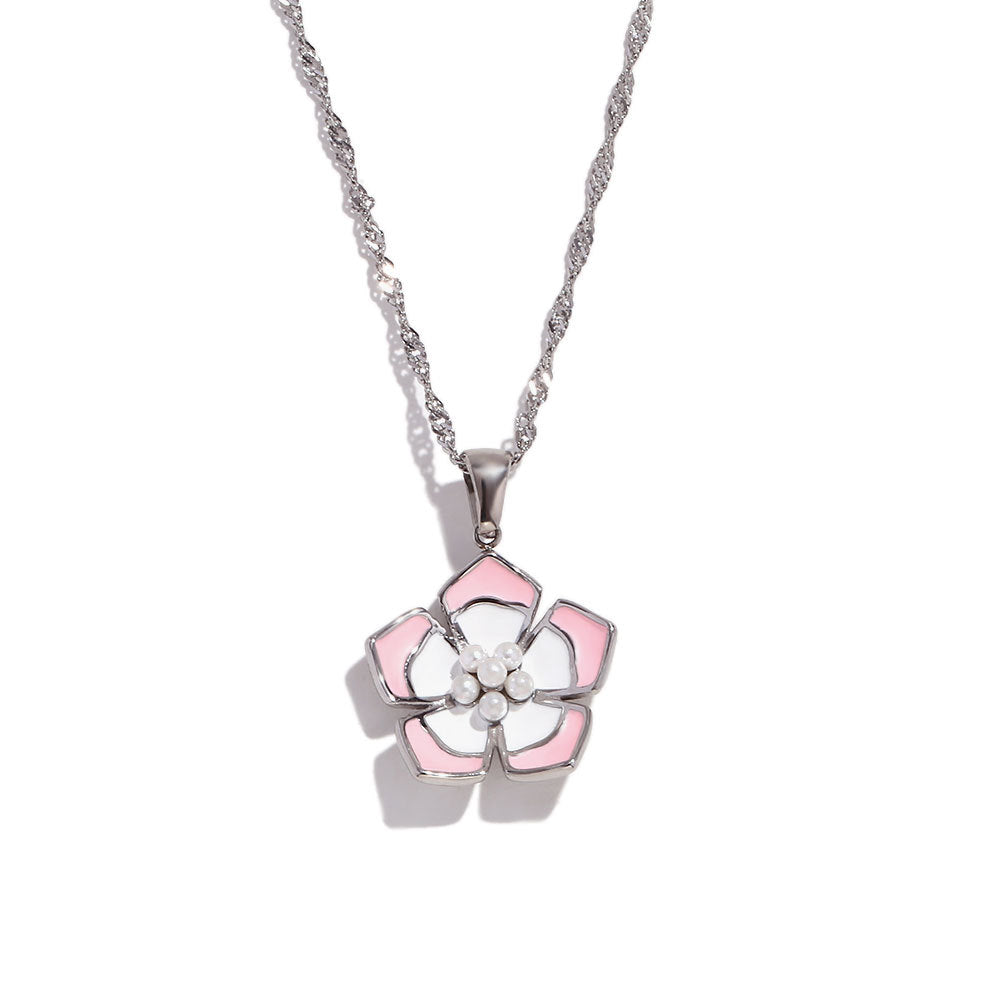 Collana pendente con petalo floreale alla moda da donna in acciaio inossidabile placcato oro 18 carati con dettagli in smalto