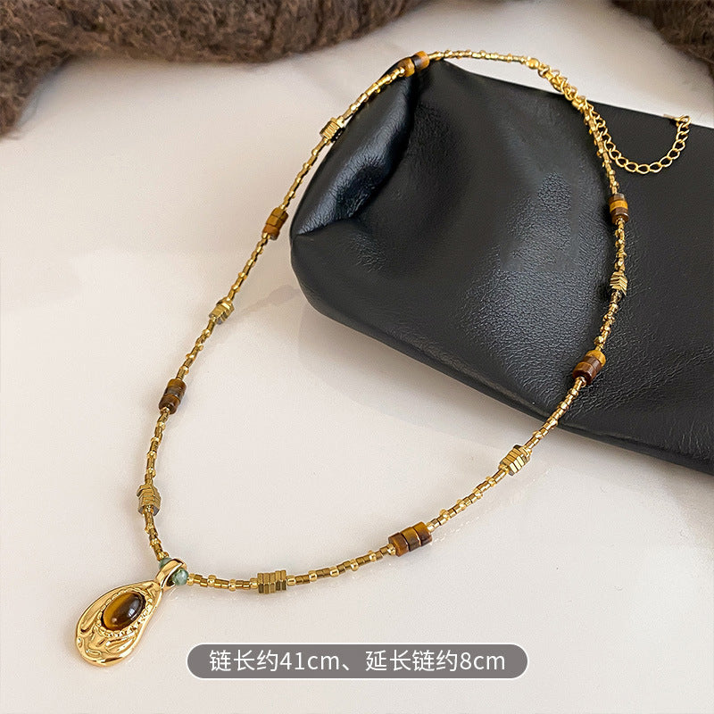 Collana con Ciondolo Vintage a Occhio di Tigre Geometrico Placcata Oro 18K Lunga per Maglione da Donna