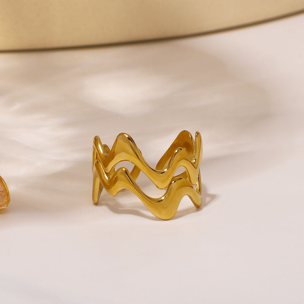Anello irregolare a doppio strato ondulato geometrico in acciaio inossidabile con finitura placcata per gioielli di moda unisex
