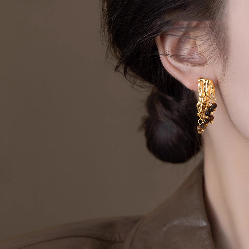 Orecchini pendenti geometrici in resina stile retrò con dettagli a nappa da donna, perni in acciaio galvanizzato, gioielli per l'orecchio di moda di lusso minimalista