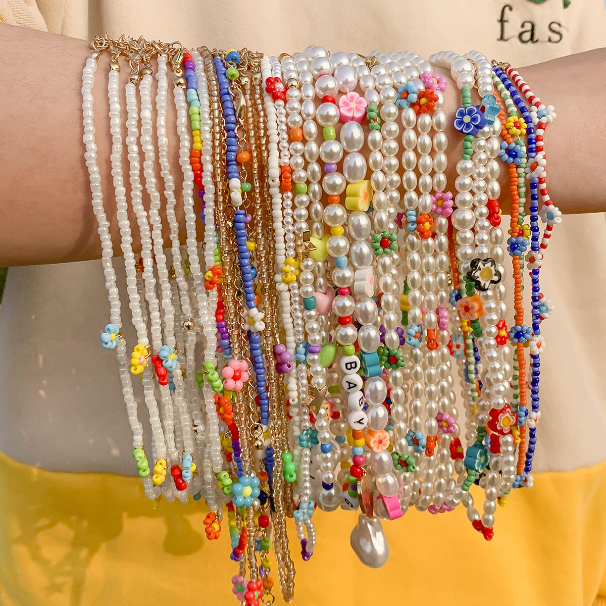 Bohemian Floral Letter Daisy Imitation Pearl Beaded Choker Necklace for Women