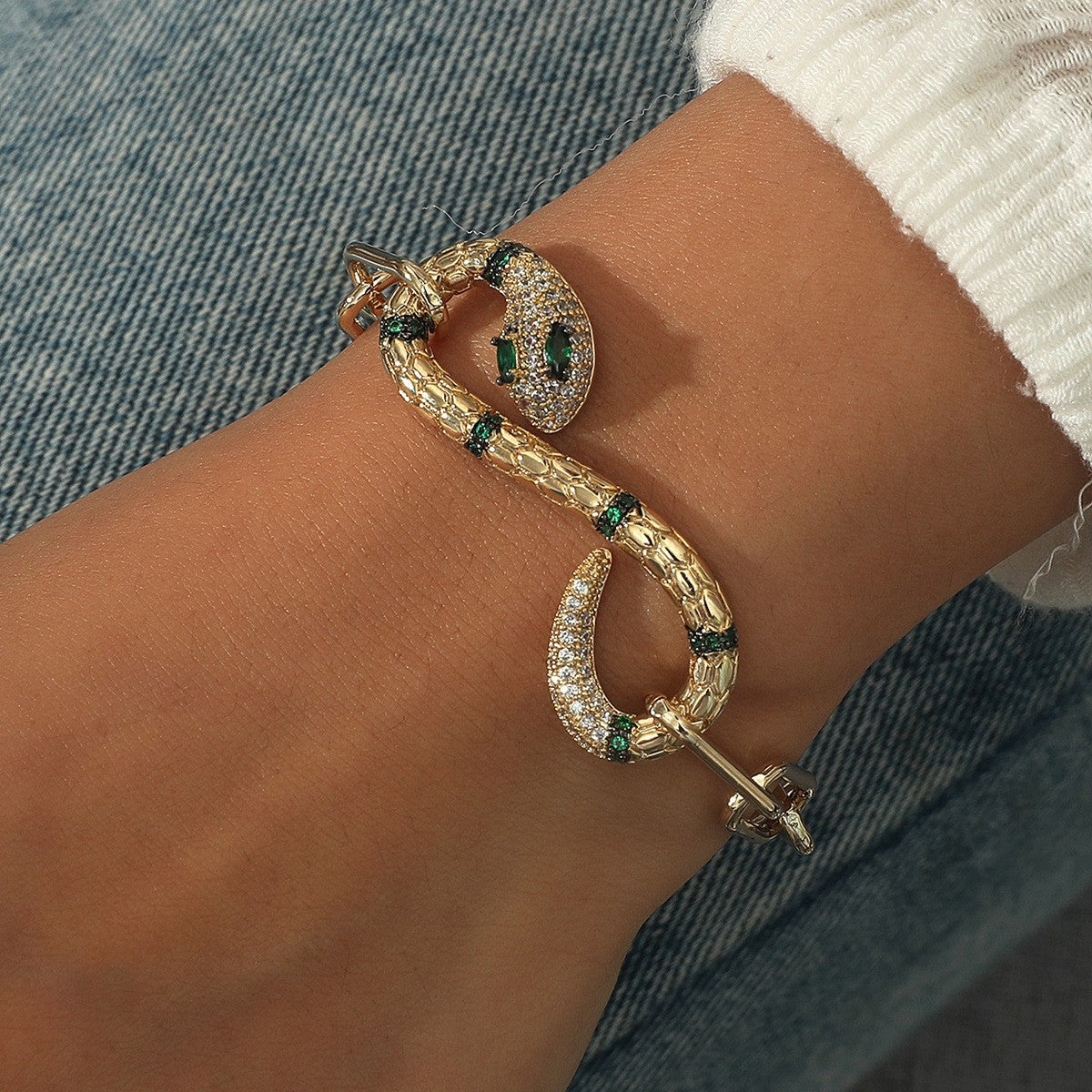 Bracciale personalizzato a forma di serpente in lega da donna con intarsio di strass e placcatura in oro 18 carati