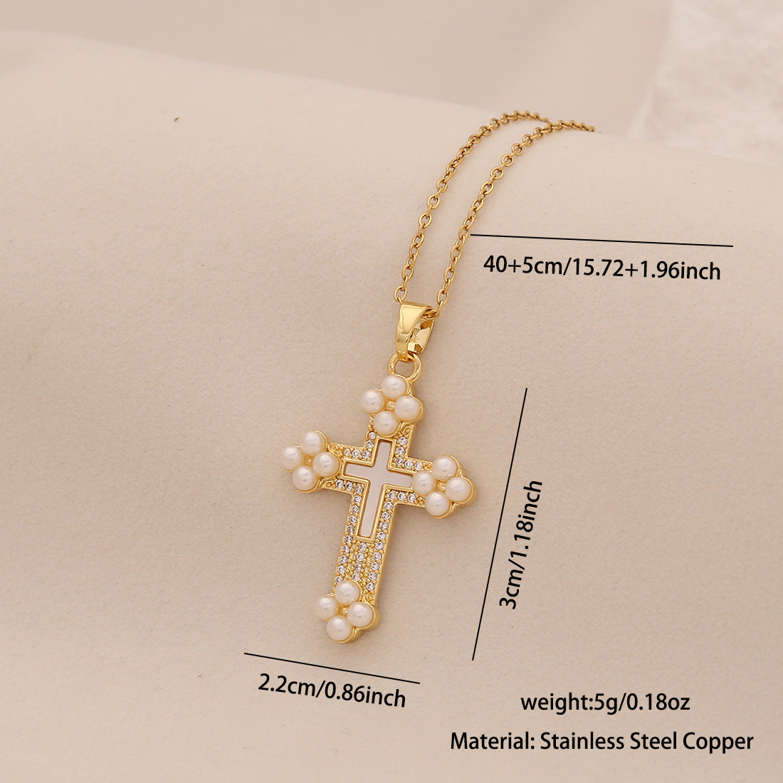 Collana personalizzata con croce in acciaio inossidabile, ciondolo in rame e perla finta