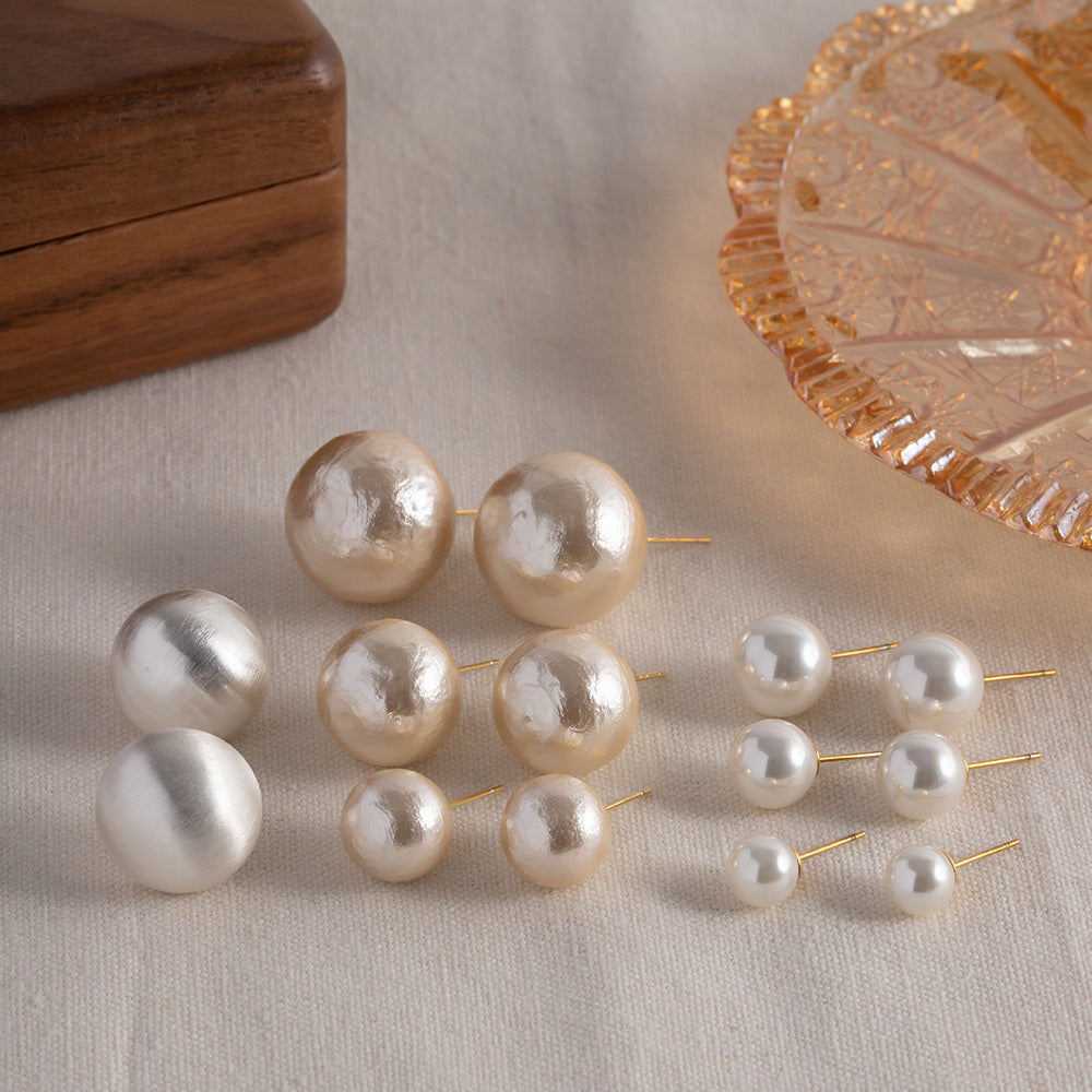Retro Brushed Gold-Tone Stainless Steel Geometric Stud Earrings for Women with Genuine Pearl Inlay