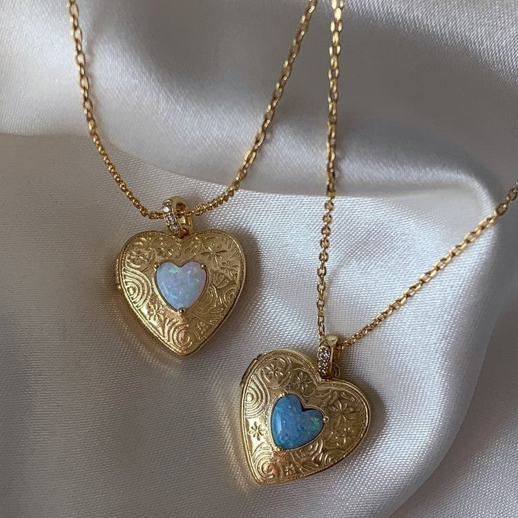 Collana Pendente Minimalista a Cuore in Acciaio al Titanio Placcato Oro per Donna e Uomo