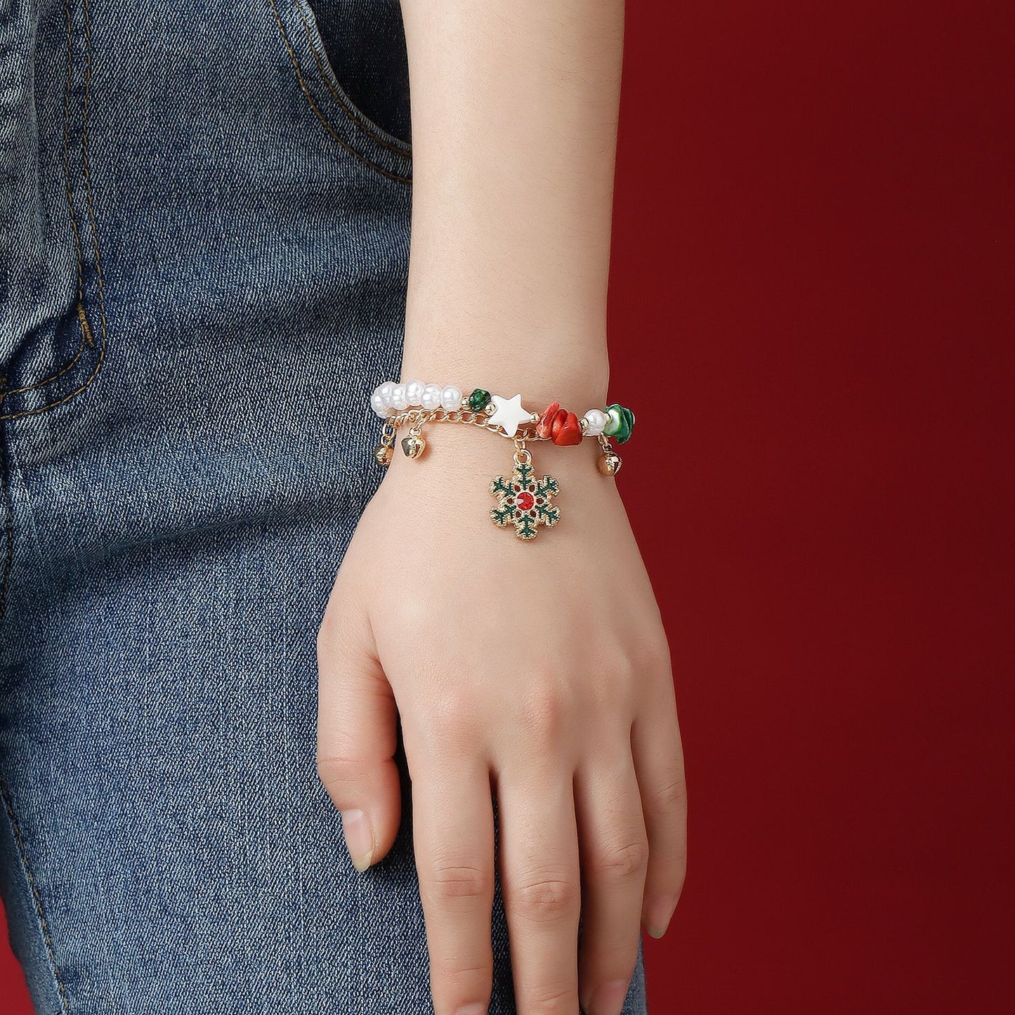 Original Design Irregular Star Snowflake Bell Charm Bracelet with Plated Finish for Women and Men