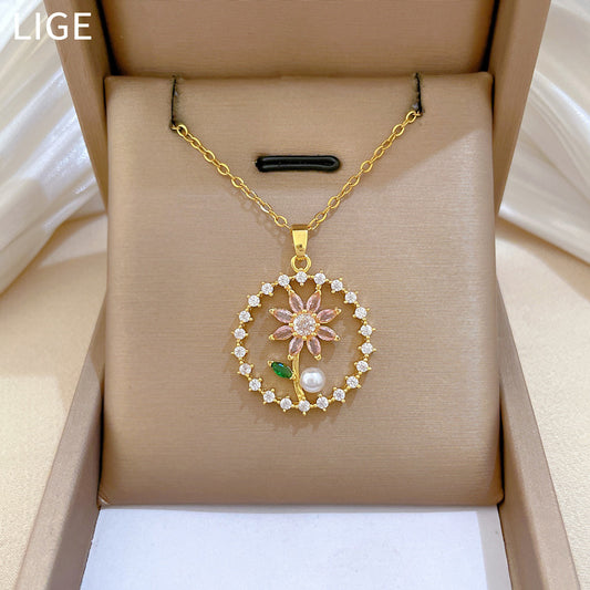 Sweet Round Floral Pearl Rhinestone Necklace Titanium Steel Cable Chain for Unisex