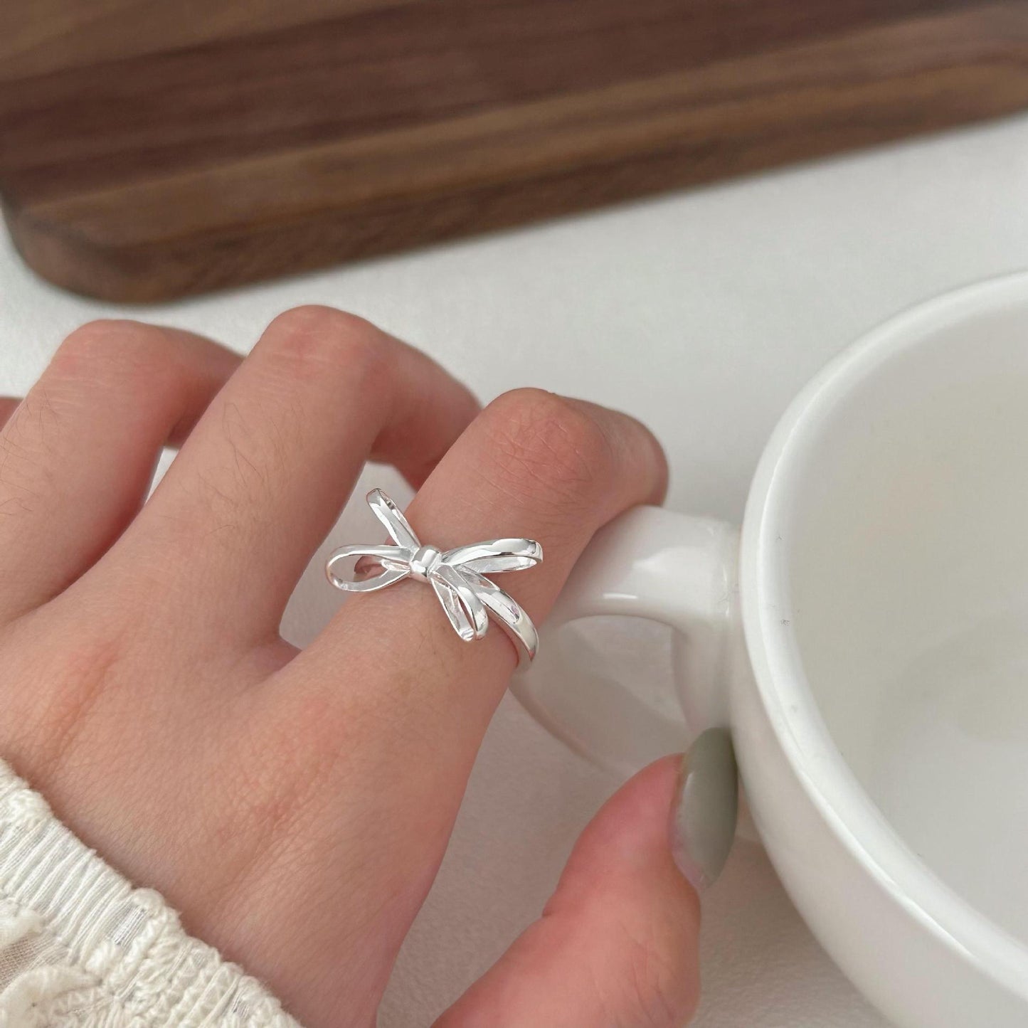 Anello Minimalista in Argento Sterling 925 a Forma di Fiocco Geometrico per Donna