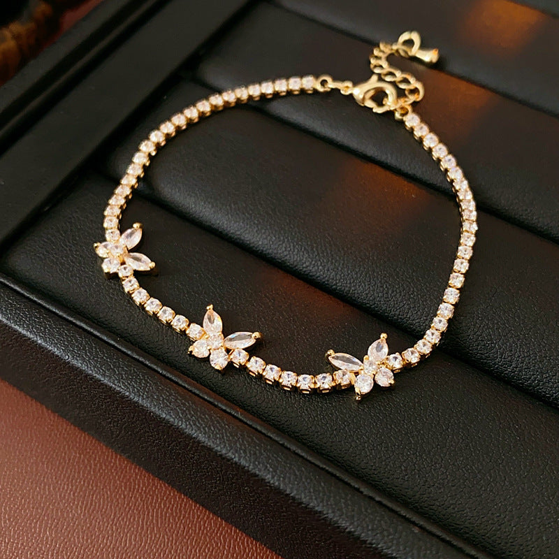 Luxury Elegant Geometric Alloy Plated Bracelet with Cubic Zirconia for Women