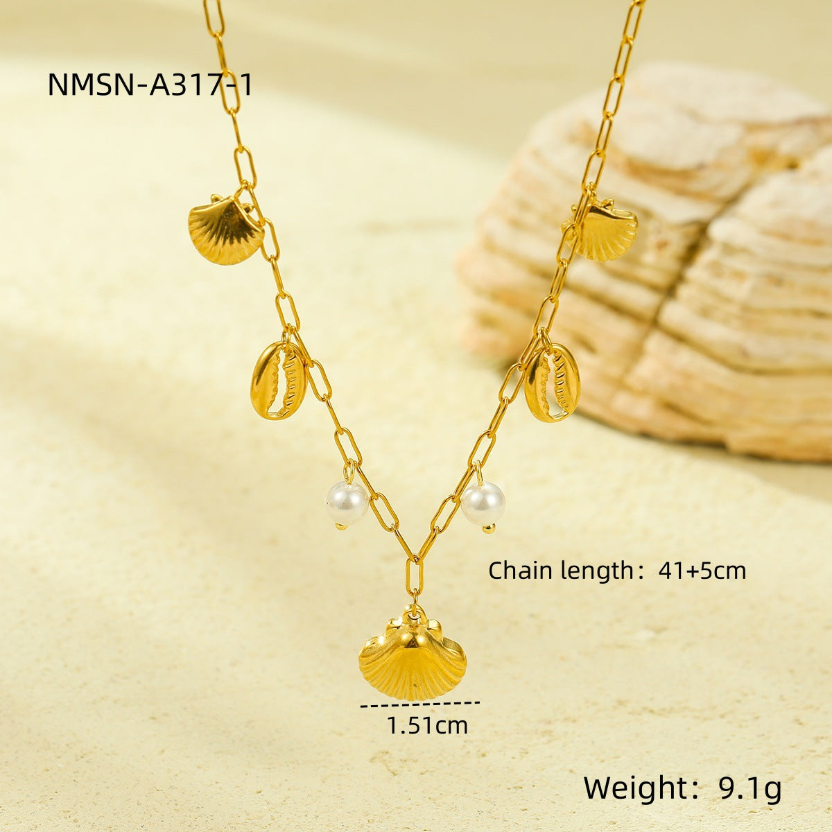 Collana con ciondolo a conchiglia e perla serie Oceano da donna in acciaio al titanio con finitura placcata e delicata catena per clavicola