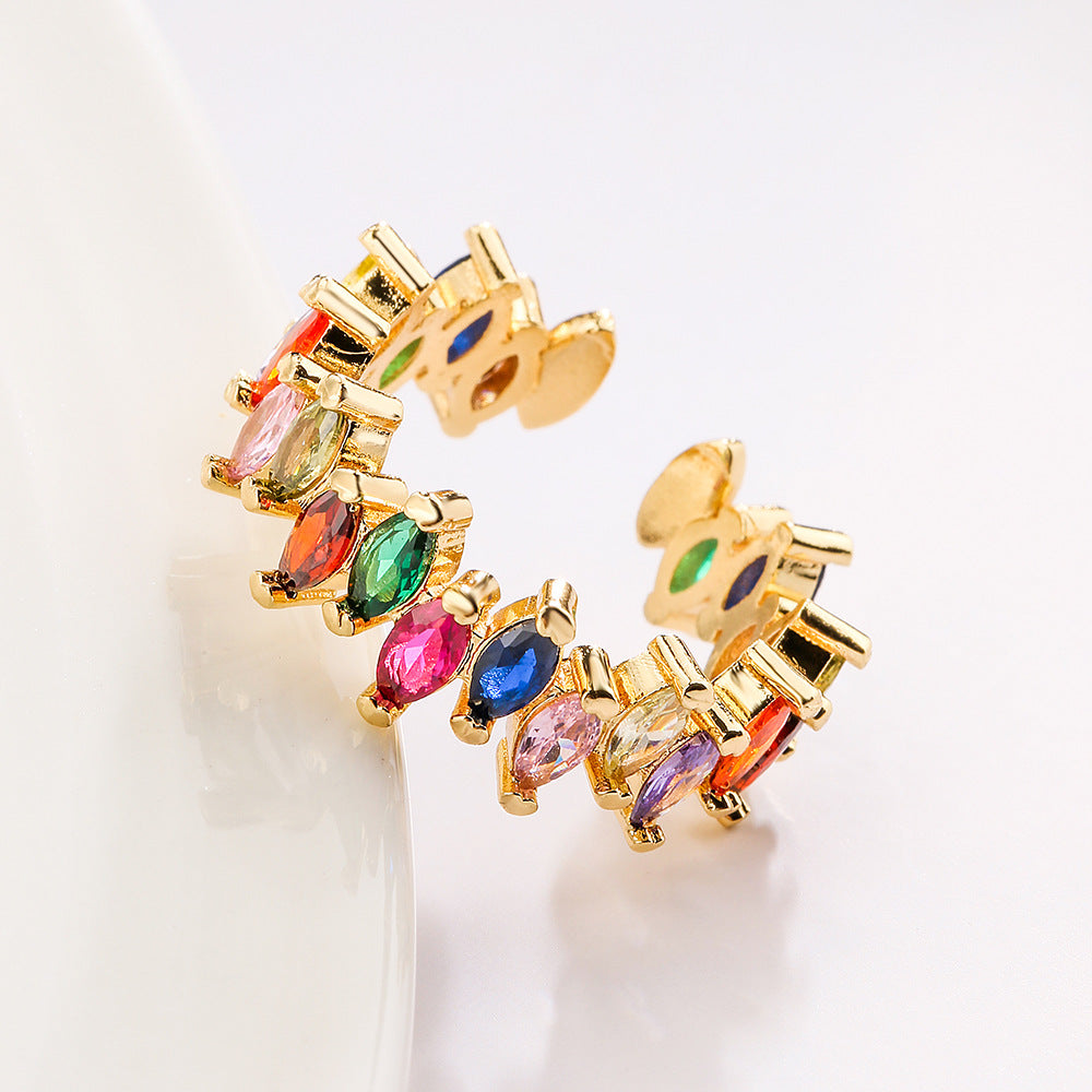 Anello Aperto Geometrico Minimalista da Donna Realizzato in Ottone con Placcatura in Oro Vero e Dettagli in Zirconia Micro-Pavé