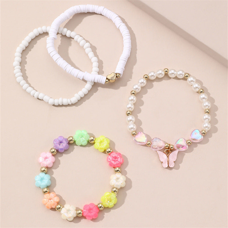 Pulsera de Cuentas de Arcilla Polimérica Corazón Floral Rosa Minimalista para Niñas, Hecha a Mano con Perlas de Cerámica Suave