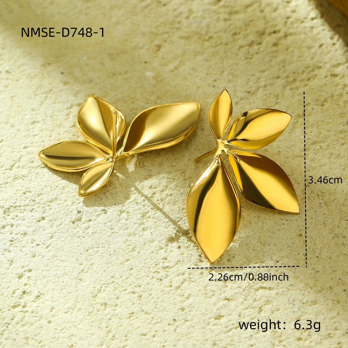 Minimalist Floral Leaf-Shaped 18K Gold-Plated Titanium Steel Earrings with Smooth Finish for Women