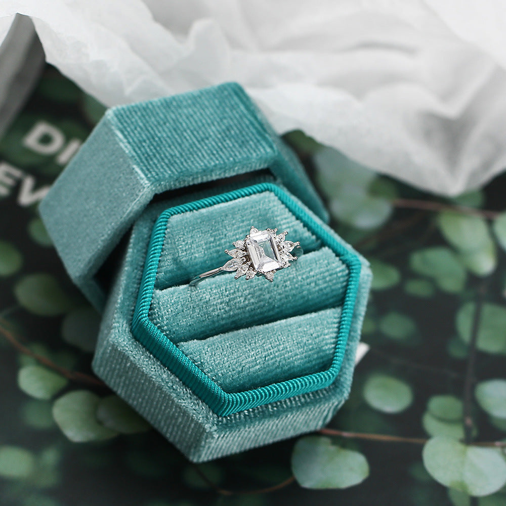 Anillo Cuadrado Geométrico Minimalista de Plata de Ley 925 con Incrustaciones Completas de Diamantes de Imitación para Mujer