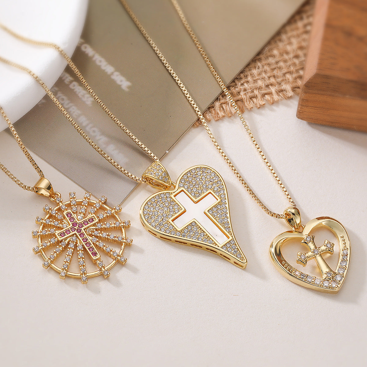 Minimalist Elegant Gold Plated Brass Cubic Zirconia Cross Heart Pendant Necklace for Women