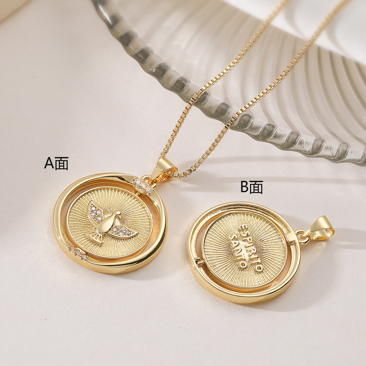 Punk Round Eagle Micro-inlay Brass Pendant Necklace with Box Chain