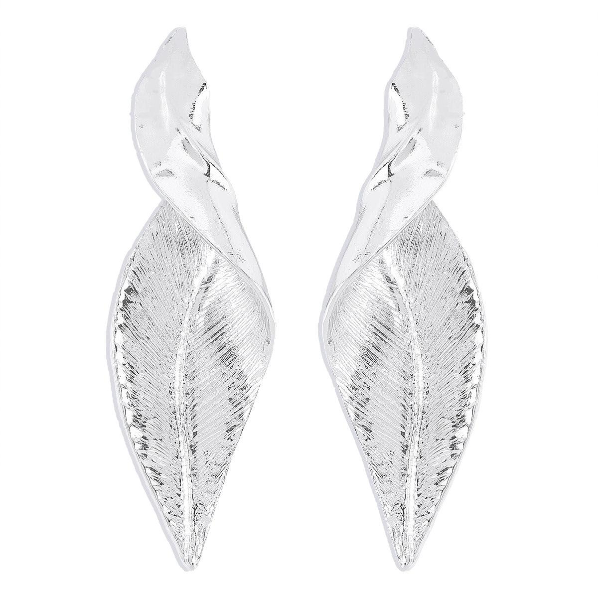Aretes Geométricos Asimétricos de Hoja Retorcida para Mujer Aleación con Acabado Chapado Estilo Minimalista Atrevido