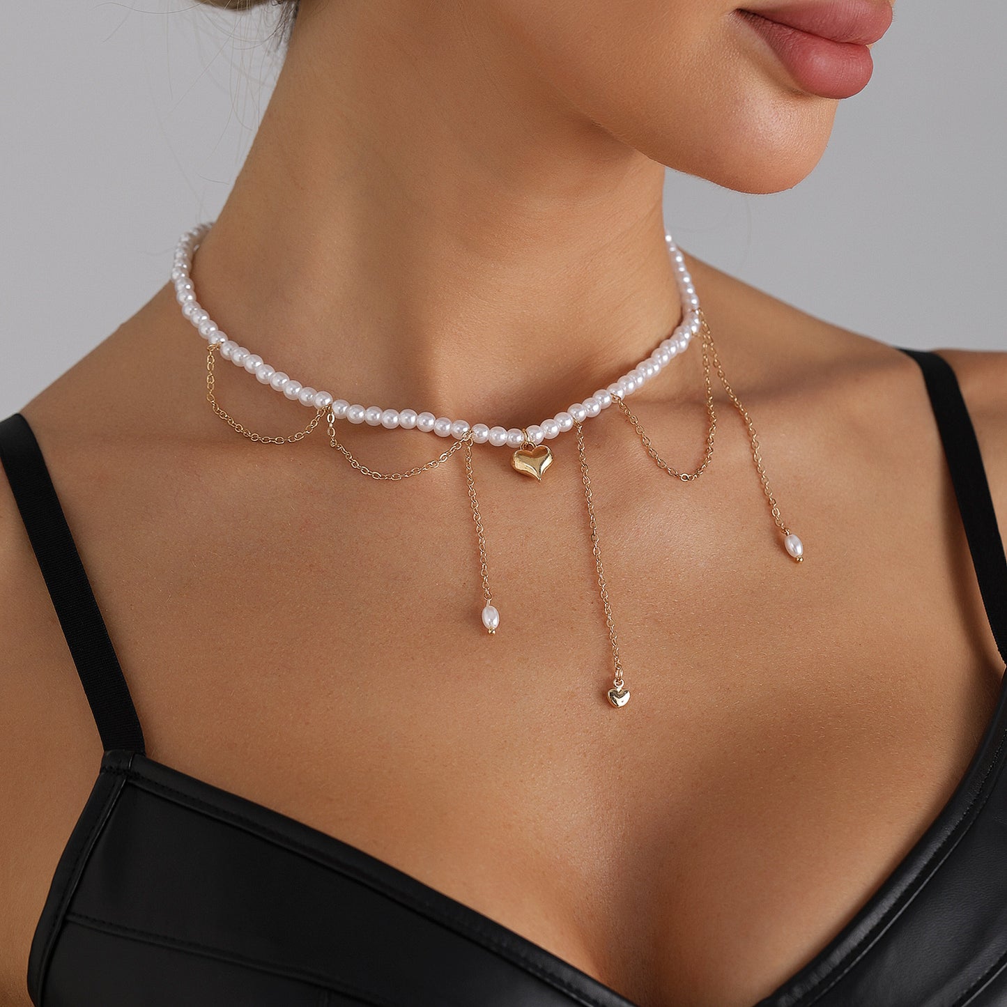 Vintage Sweet Heart Geometric Alloy Plated Necklace for Women