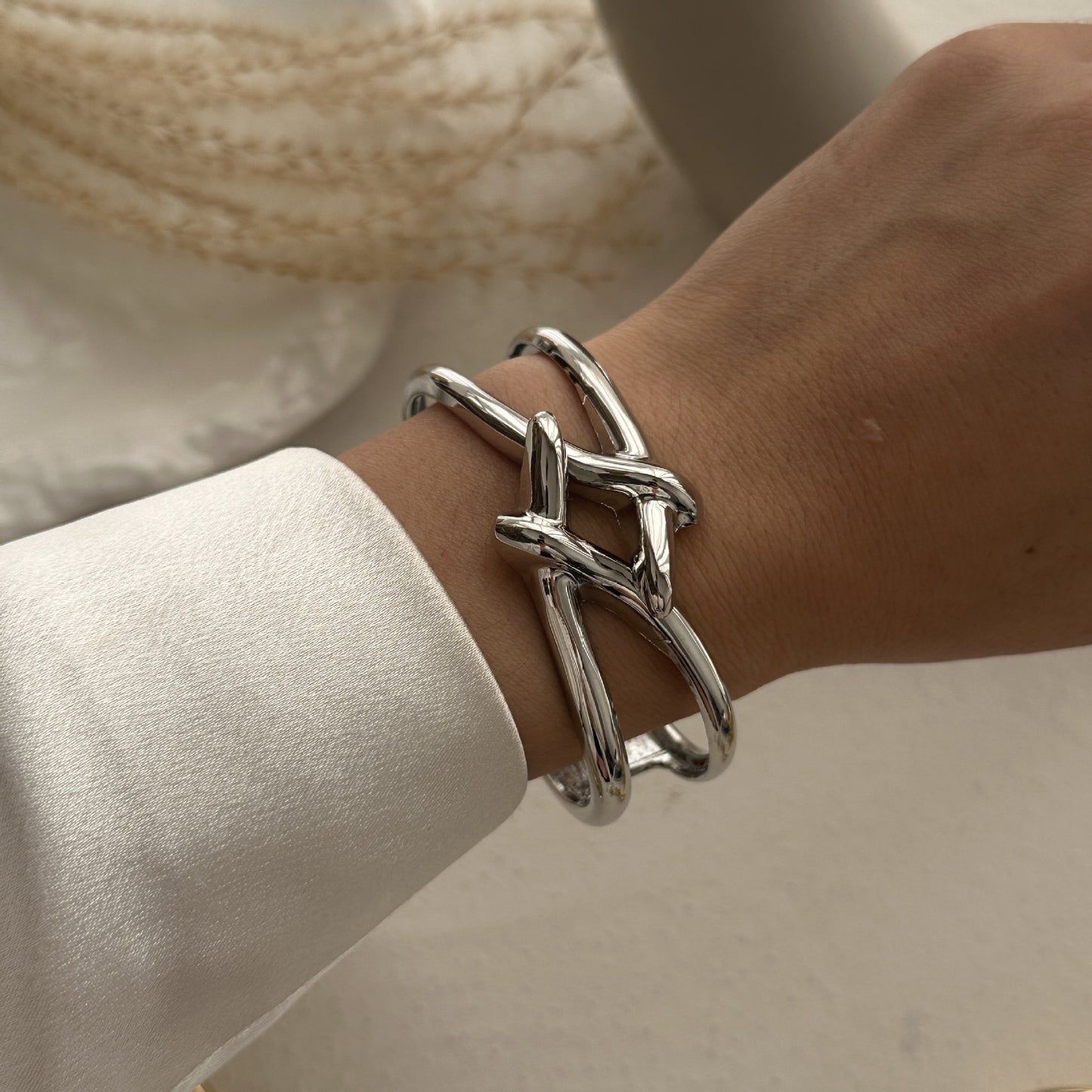 Set di bracciali a polsino placcati in lega geometrica per impieghi gravosi