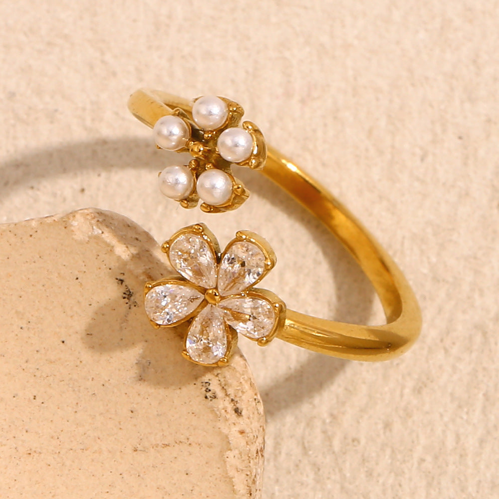 Elegant Floral-Shape Stainless Steel Plated 18K Gold Opening Ring for Women