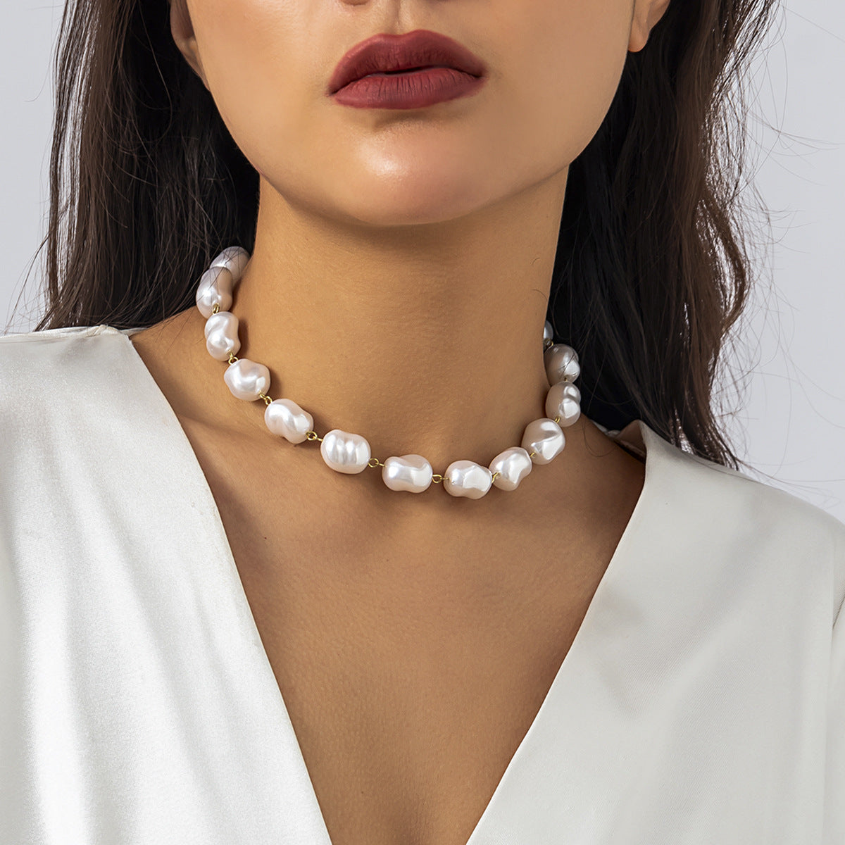 Vintage Geometric Round Resin Bead Ball Chain Necklace for Women