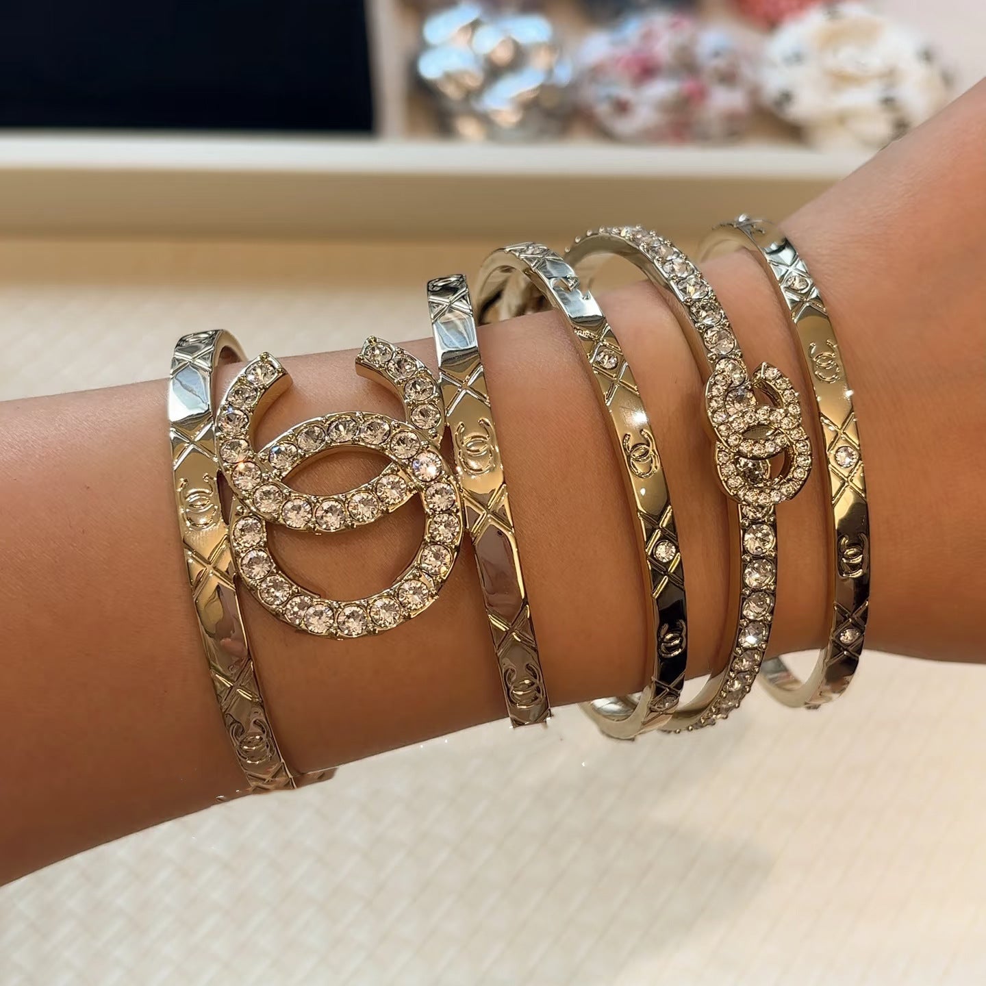 Set Anello e Bracciale in Ottone Placcato Oro Dolce Lusso con Lettera C per Donna