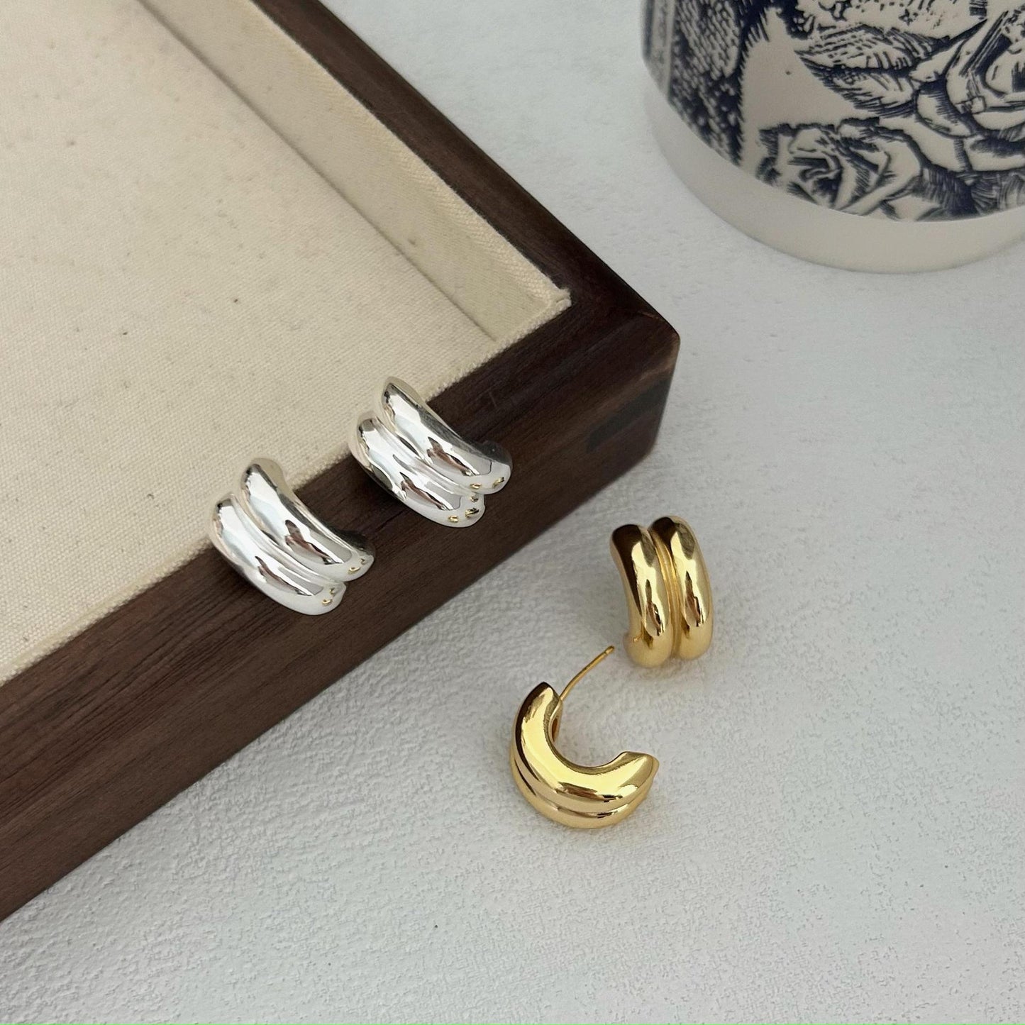 Minimalist Arc-Shaped 925 Sterling Silver Stud Earrings for Women with Plated Finish