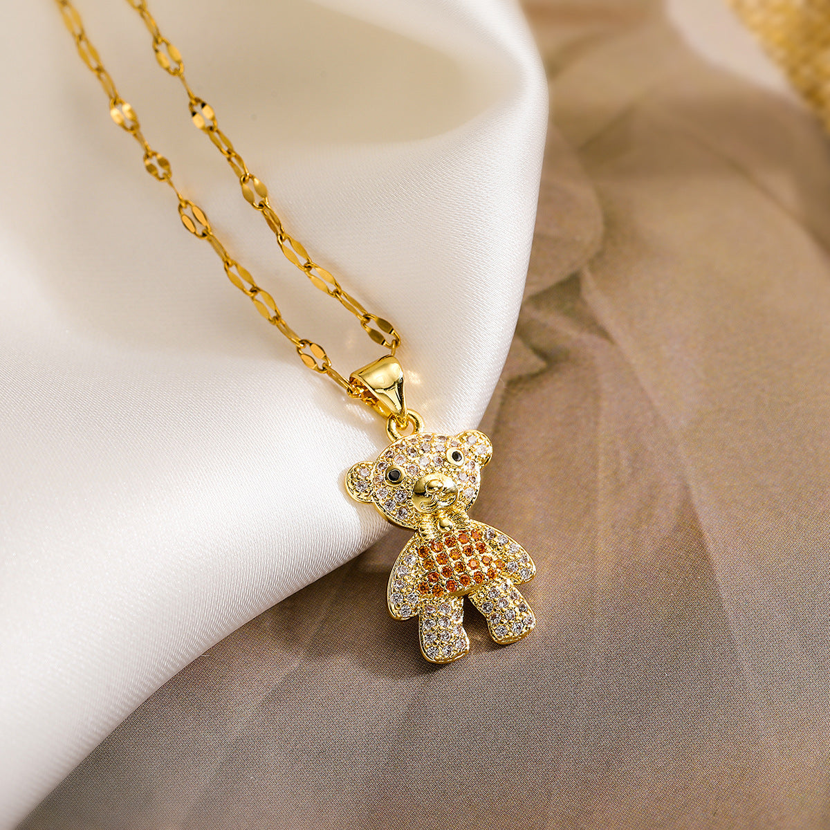 Minimalist Bear-Shaped Copper Pendant Necklace with Gold Plating and Zircon Accents for Women