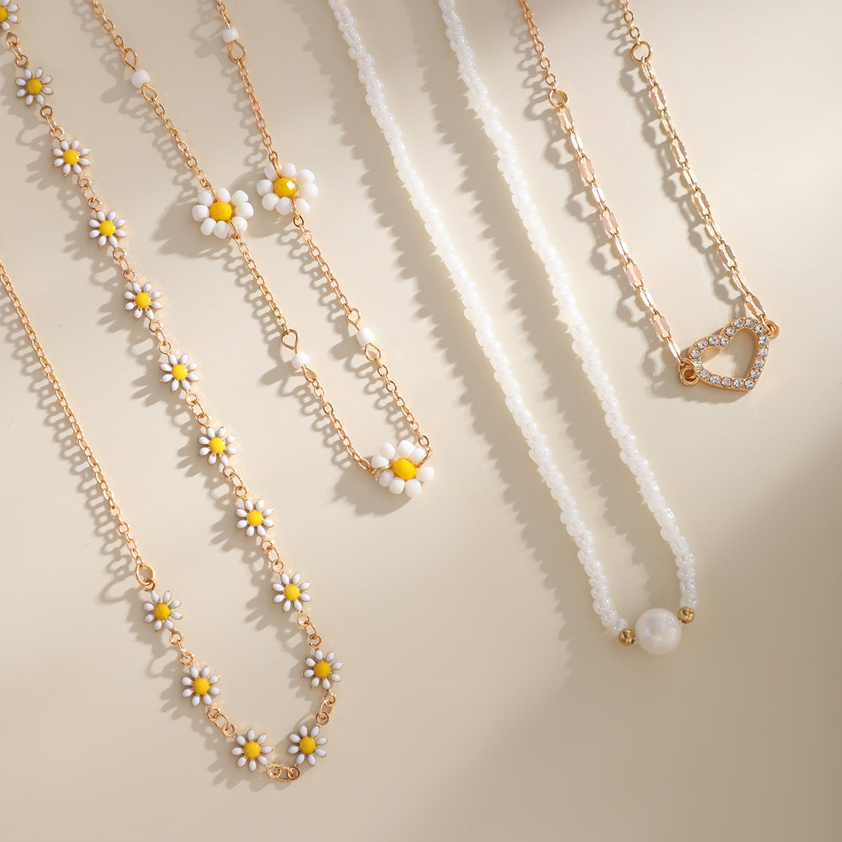 Sweet Floral Heart Rhinestone & Imitation Pearl Alloy Plated Necklace Set for Women