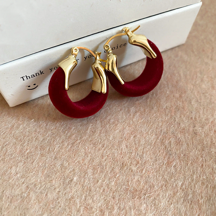 Vintage Flocked U-Shaped Geometric Earrings for Women with Plated Finish Minimalist Everyday Office Wear Luxury Ear Jewelry