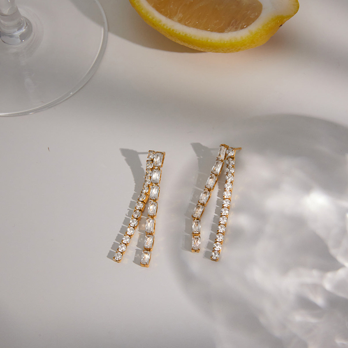 Minimalist Luxury Geometric Stainless Steel Plated Cubic Zirconia Stud Earrings for Women