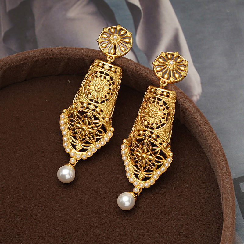Orecchini a perno vintage in lega a forma di goccia con intarsio in strass e perni in acciaio inossidabile da donna
