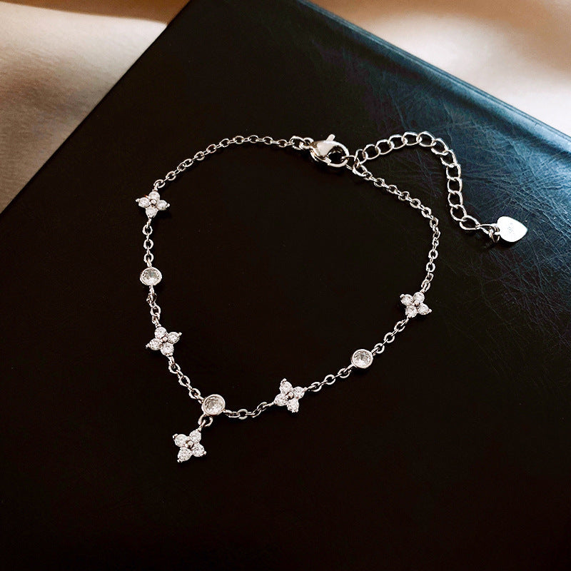 Luxury Elegant Geometric Floral Brass Bracelet with Cubic Zirconia Inlay for Women