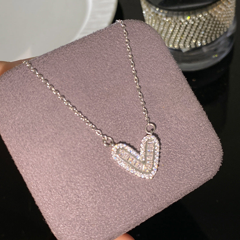 Sweet Sporty Gold Plated Micro-Set Cubic Zirconia Heart Titanium Steel Necklace with Brass Pendant Cable Chain Unisex