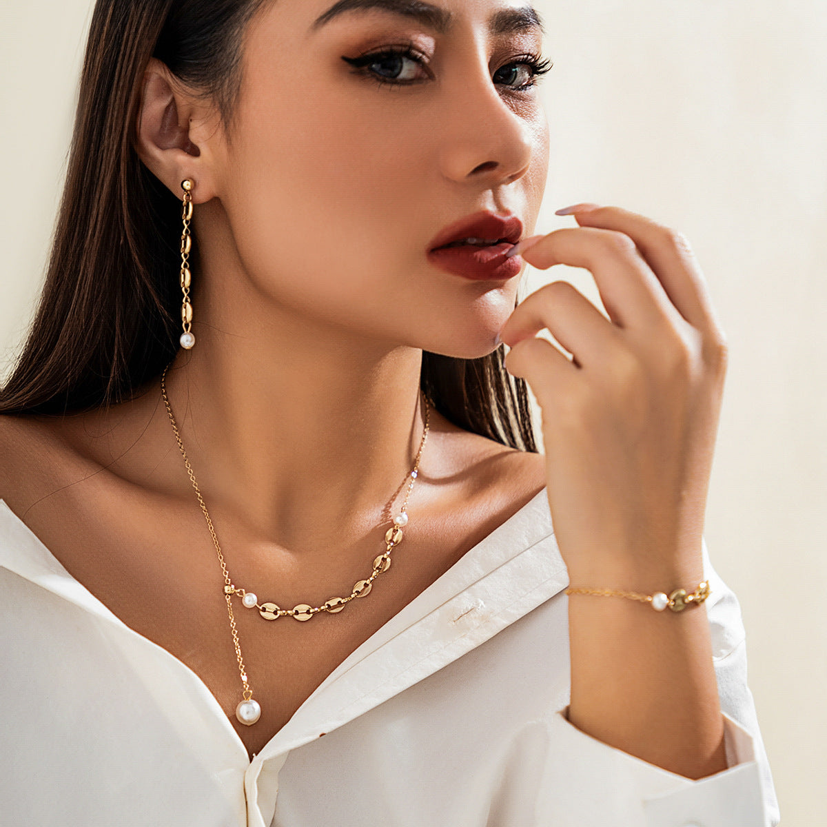 Minimalist Floral Alloy Plated Curb Chain Necklace for Women