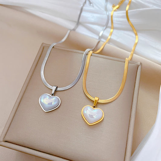 Collana con Ciondolo a Cuore Geometrico in Acciaio al Titanio Fresco e Dolce Stile Cartone Animato da Donna