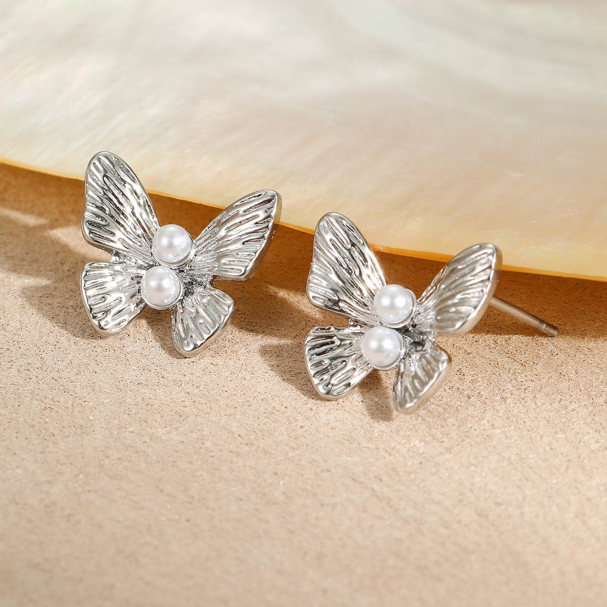 Fashionable Butterfly-Shaped Stainless Steel Earrings for Women with Plated Finish and Pearl Accents