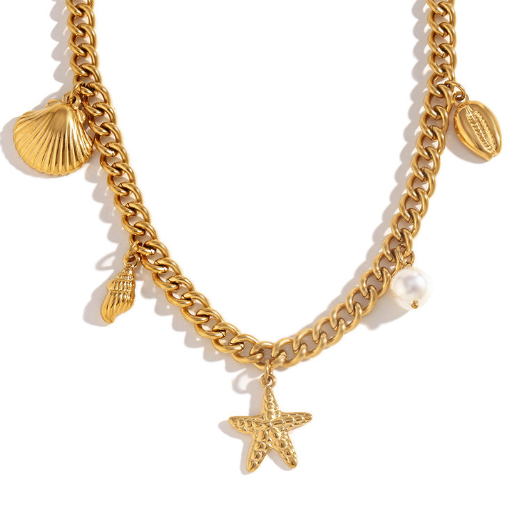 Collana con ciondolo a tema marino vintage per donna con catena in acciaio inossidabile e ciondolo in acciaio al titanio placcato oro 18 carati con motivi di conchiglie e stelle marine