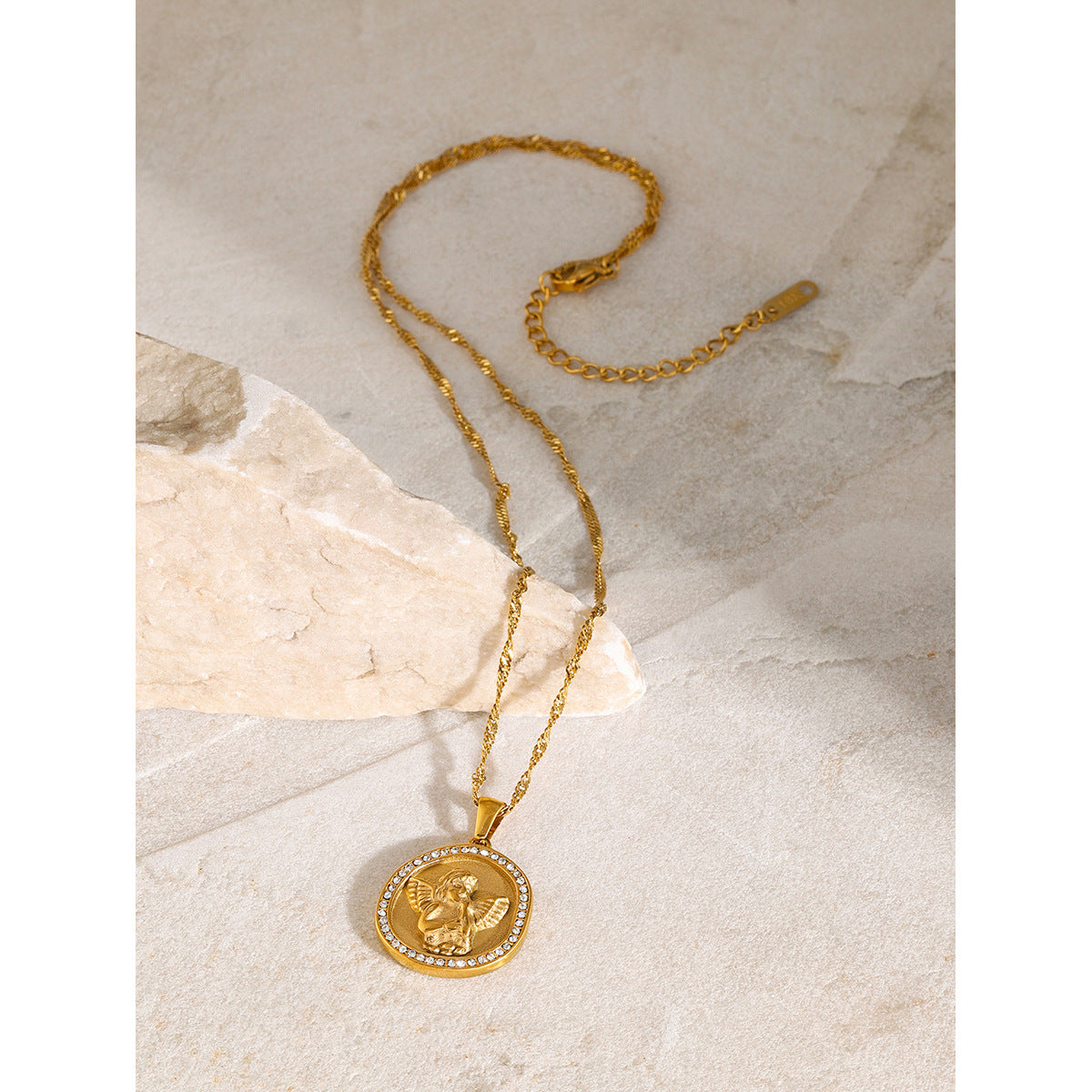 Minimalist 18K Gold Plated Round Stainless Steel Necklace with Rhinestone Abstract Pendant
