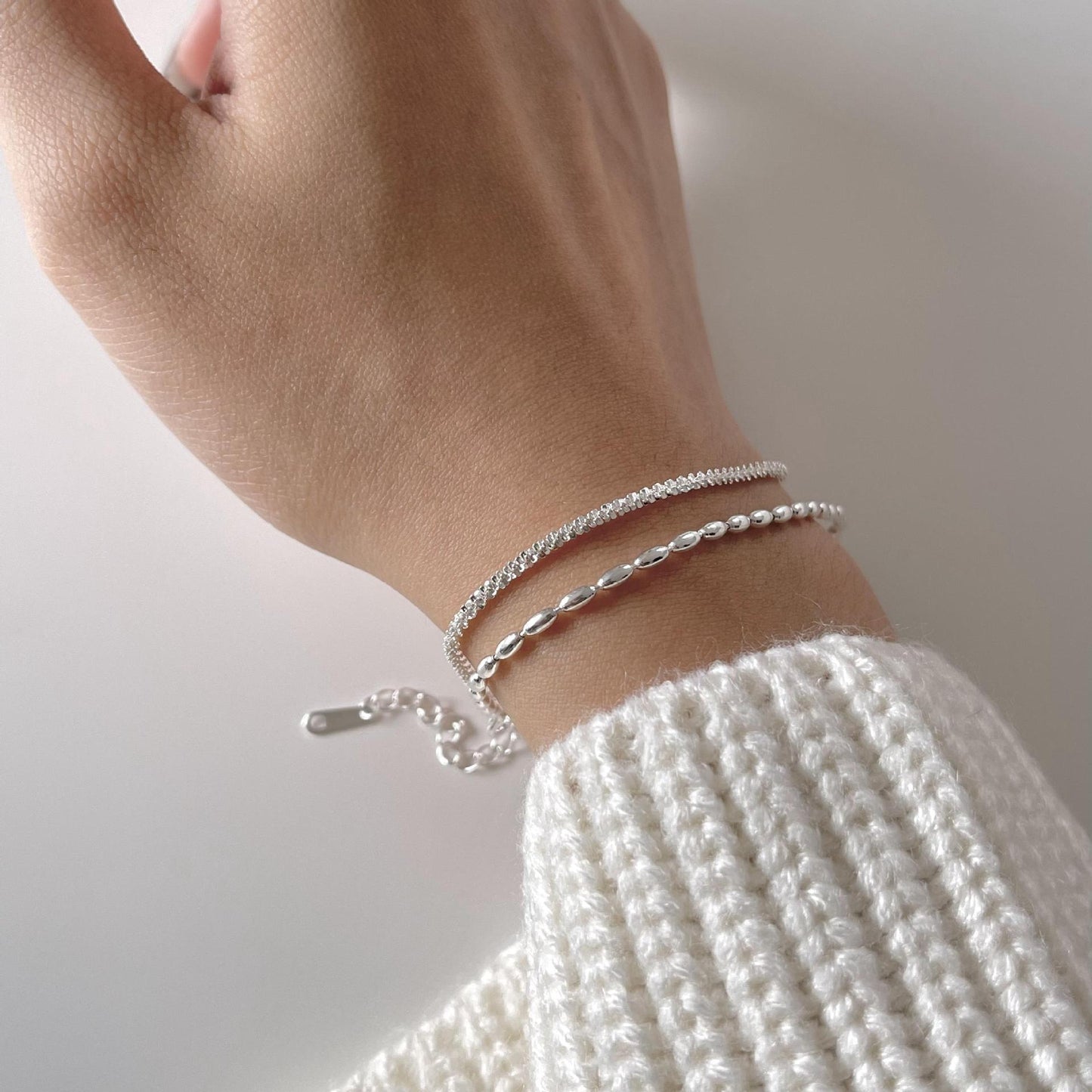 Bracciale in Argento Sterling S925 Minimalista a Forma di Ramo d'Ulivo con Finitura Placcata